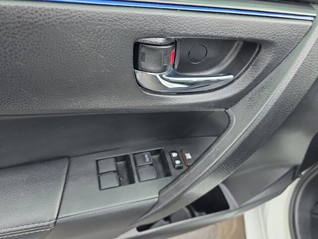 2019 Toyota Corolla in Marysville, OH 43040 - 18127828 14