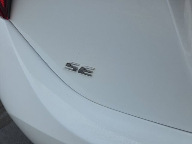 2019 Toyota Corolla in Marysville, OH 43040 - 18127828 7