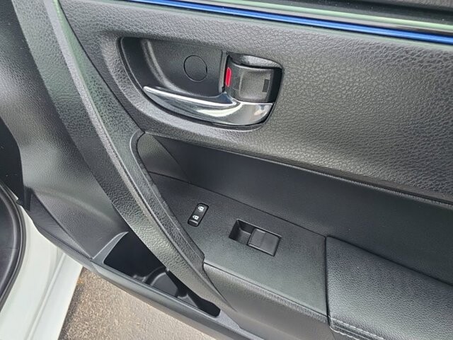 2019 Toyota Corolla in Marysville, OH 43040 - 18127828 38