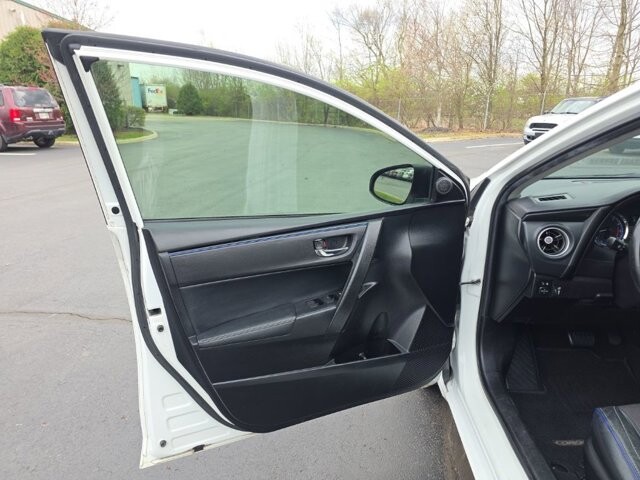 2019 Toyota Corolla in Marysville, OH 43040 - 18127828 13