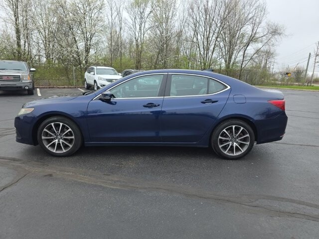 2017 Acura TLX in Marysville, OH 43040 - 18127829 4