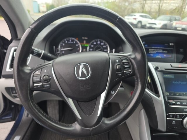 2017 Acura TLX in Marysville, OH 43040 - 18127829 18