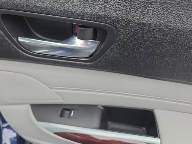 2017 Acura TLX in Marysville, OH 43040 - 18127829 38