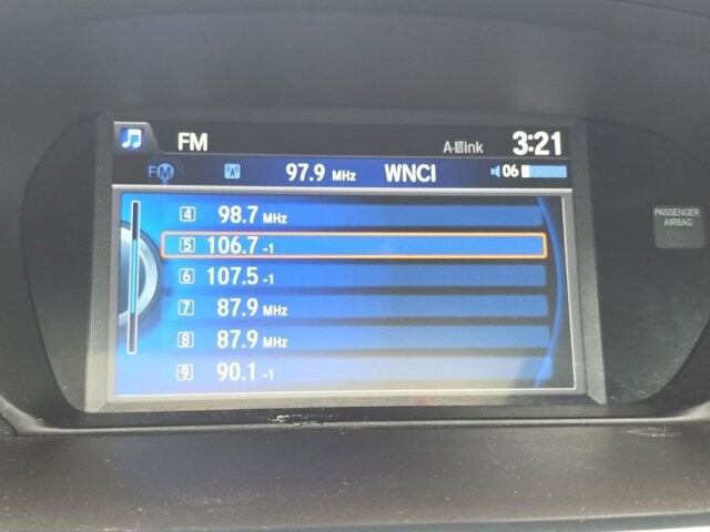 2017 Acura TLX in Marysville, OH 43040 - 18127829 25