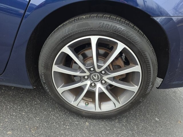 2017 Acura TLX in Marysville, OH 43040 - 18127829 10