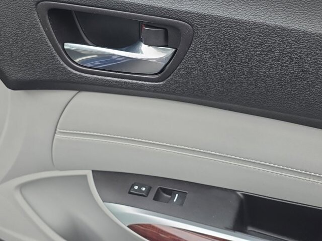 2017 Acura TLX in Marysville, OH 43040 - 18127829 41