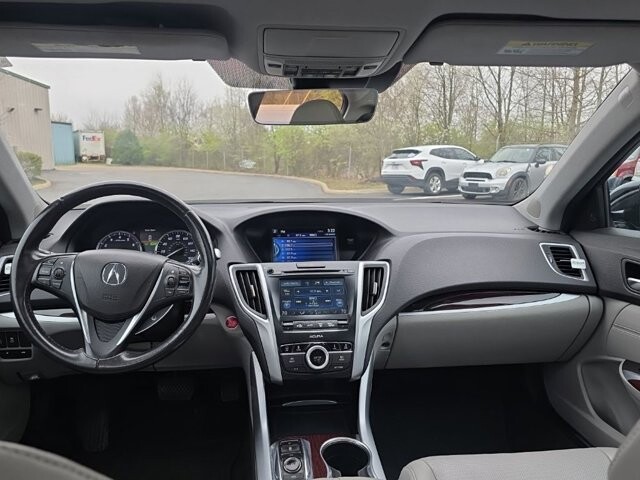 2017 Acura TLX in Marysville, OH 43040 - 18127829 31