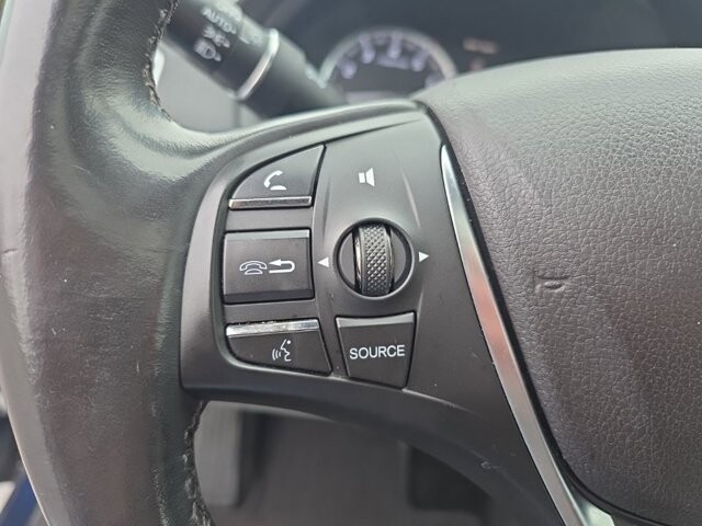 2017 Acura TLX in Marysville, OH 43040 - 18127829 19