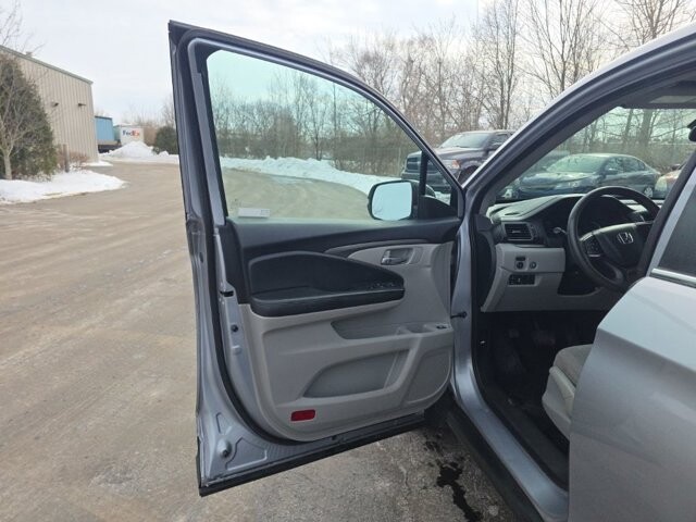 2019 Honda Pilot in Marysville, OH 43040 - 18127832 60