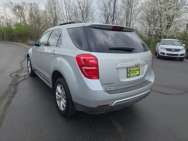 2017 Chevrolet Equinox in Marysville, OH 43040 - 18127834 5