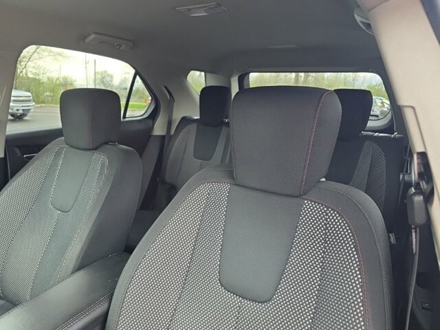 2017 Chevrolet Equinox in Marysville, OH 43040 - 18127834 14