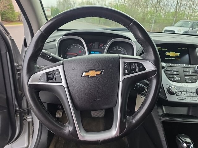 2017 Chevrolet Equinox in Marysville, OH 43040 - 18127834 16