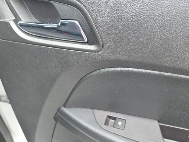 2017 Chevrolet Equinox in Marysville, OH 43040 - 18127834 34