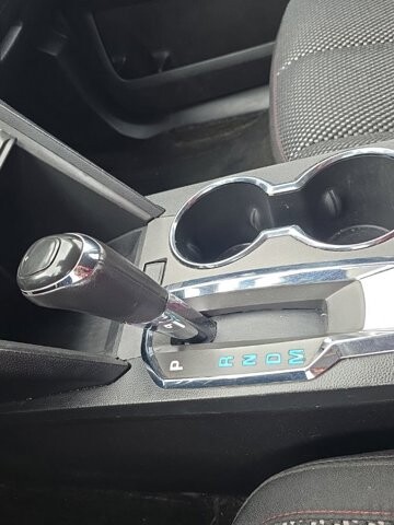 2017 Chevrolet Equinox in Marysville, OH 43040 - 18127834 25