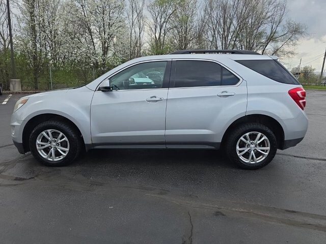 2017 Chevrolet Equinox in Marysville, OH 43040 - 18127834 4