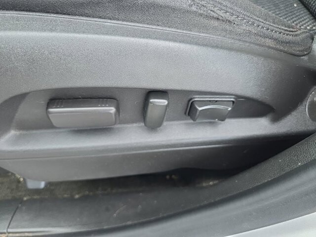 2017 Chevrolet Equinox in Marysville, OH 43040 - 18127834 15