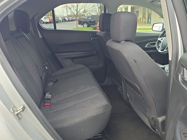 2017 Chevrolet Equinox in Marysville, OH 43040 - 18127834 35