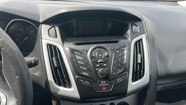 2014 Ford Focus in Cartersville, GA 30120 - 18127840 10