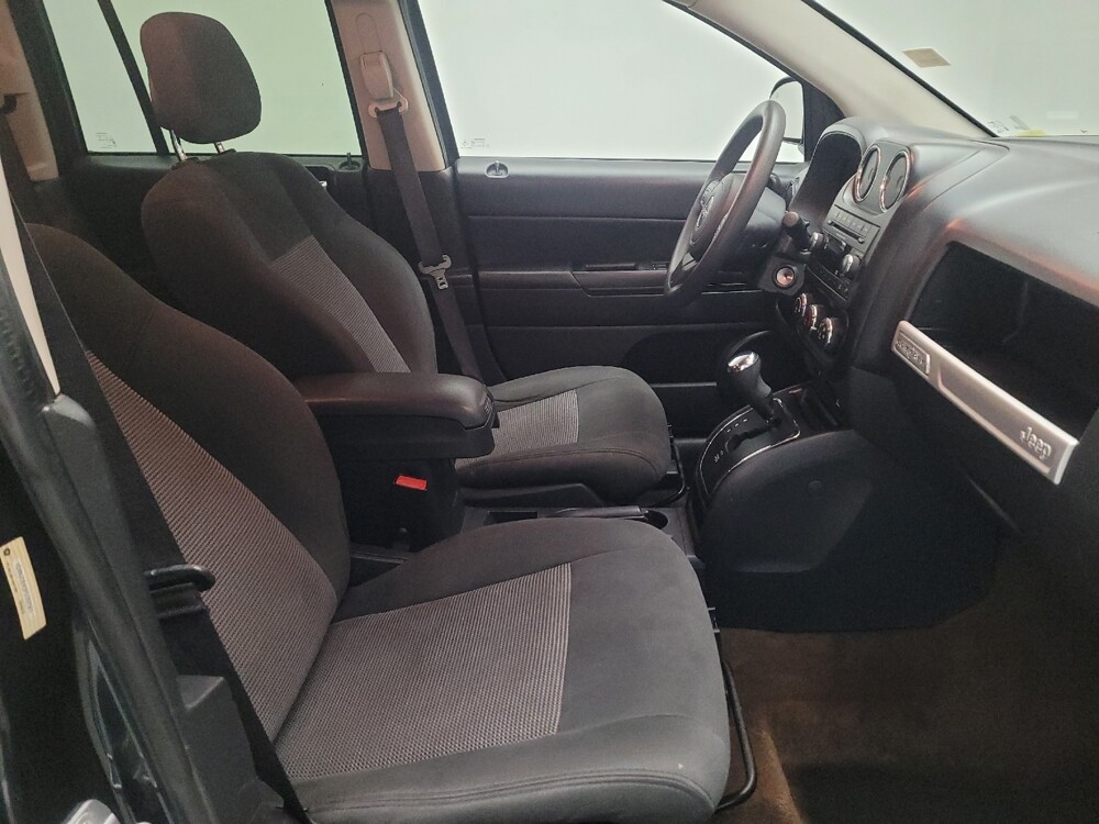 2015 Jeep Compass in Downey, CA 90241 - 18127847 21