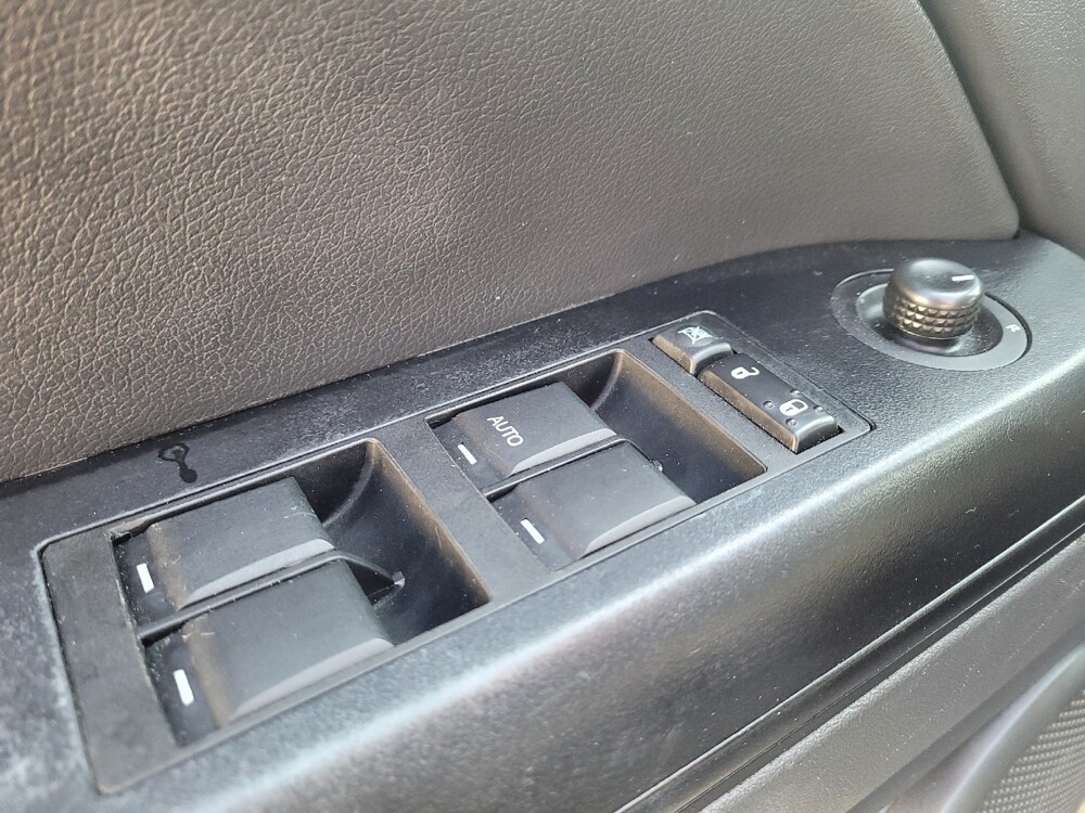 2015 Jeep Compass in Downey, CA 90241 - 18127847 27