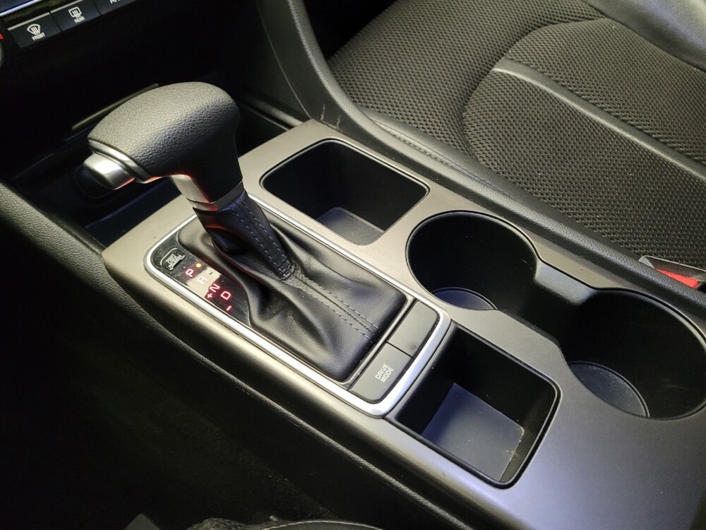 2019 Kia Optima in Downey, CA 90241 - 18127851 26