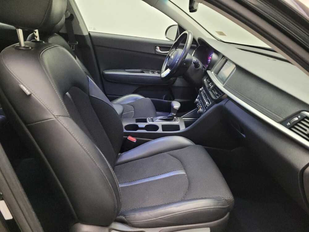 2019 Kia Optima in Downey, CA 90241 - 18127851 21