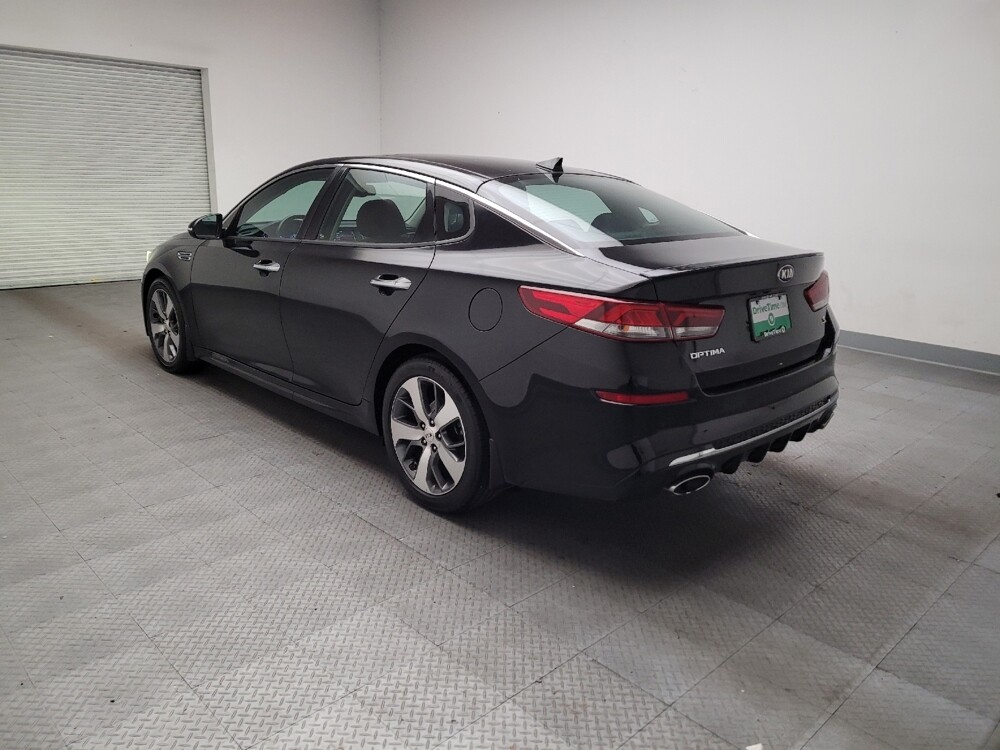 2019 Kia Optima in Downey, CA 90241 - 18127851 5