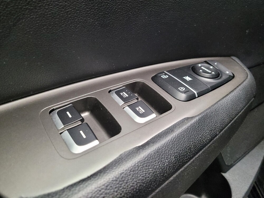 2019 Kia Optima in Downey, CA 90241 - 18127851 27