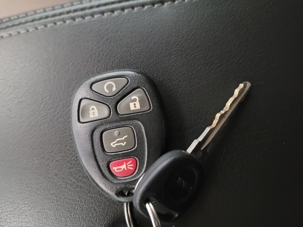 2014 GMC Acadia in Montclair, CA 91763 - 18127852 32