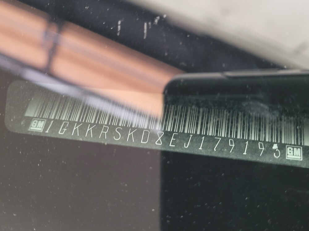 2014 GMC Acadia in Montclair, CA 91763 - 18127852 33