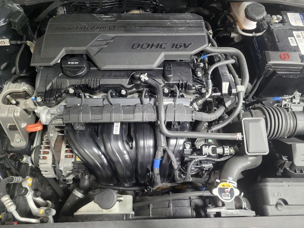 2023 Hyundai Elantra in Birmingham, AL 35215 - 18127857 30