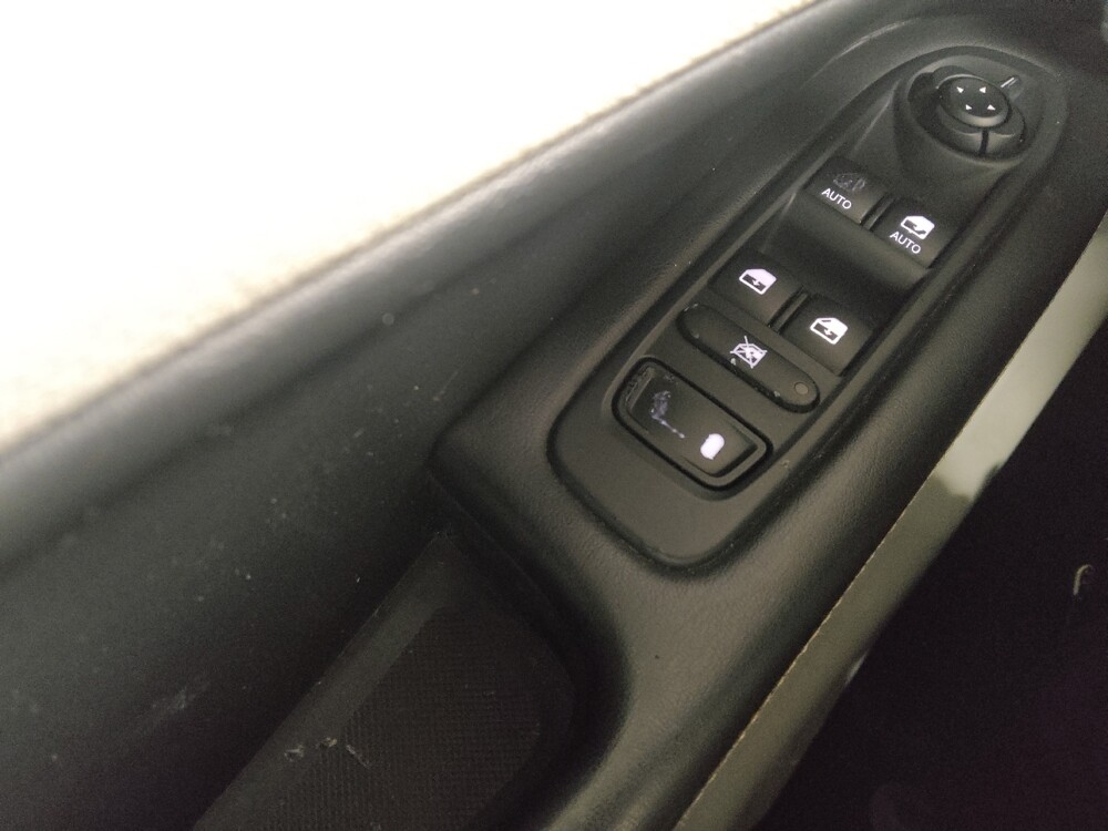 2018 Jeep Compass in Conyers, GA 30094 - 18127858 27