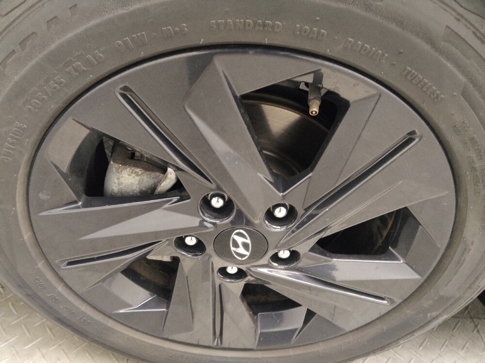 2021 Hyundai Elantra in Marietta, GA 30062 - 18127863 31