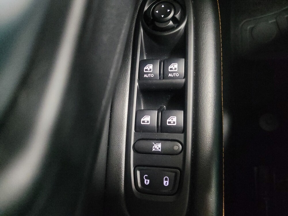 2018 Jeep Compass in Chattanooga, TN 37421 - 18127864 27