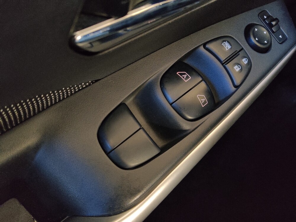 2019 Nissan Kicks in Duluth, GA 30096 - 18127866 27