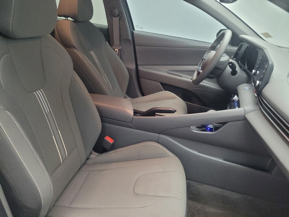 2023 Hyundai Elantra in Birmingham, AL 35215 - 18127868 21