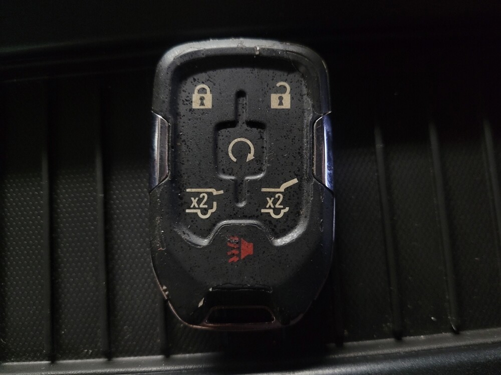 2018 Chevrolet Tahoe in Pelham, AL 35124 - 18127878 32