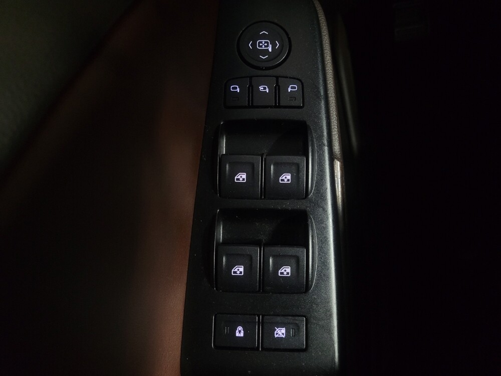 2018 Chevrolet Tahoe in Pelham, AL 35124 - 18127878 27