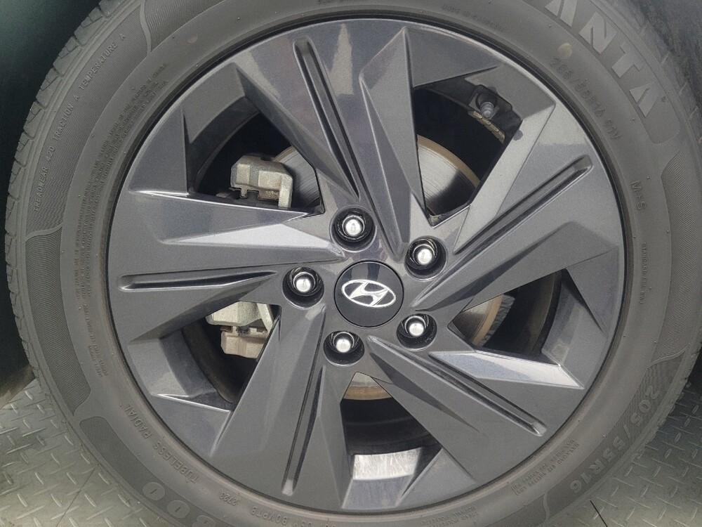 2021 Hyundai Elantra in Columbus, GA 31909 - 18127881 31