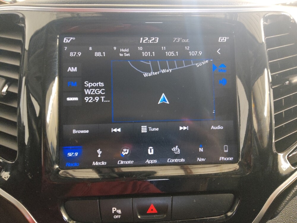 2019 Jeep Cherokee in Marietta, GA 30062 - 18127883 25