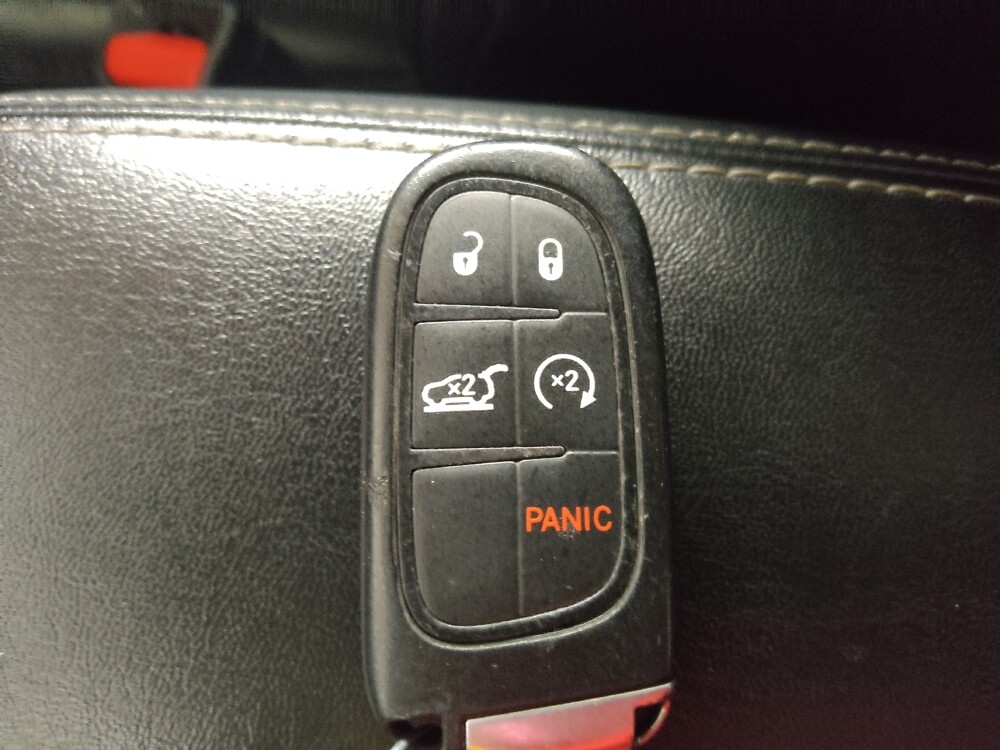 2019 Jeep Cherokee in Marietta, GA 30062 - 18127883 32