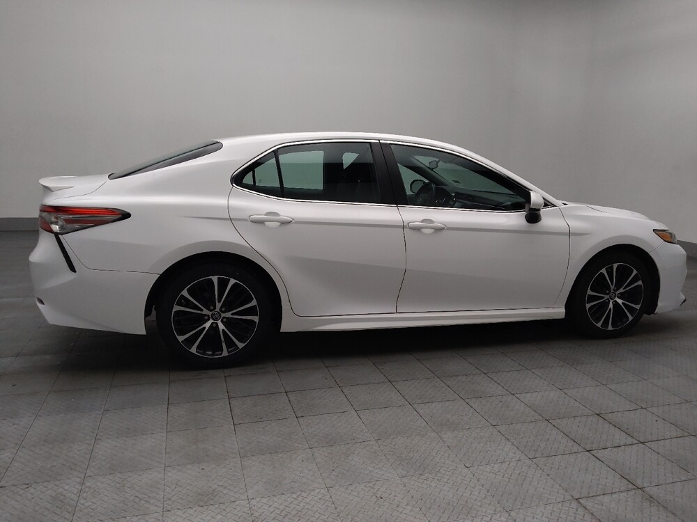 2018 Toyota Camry in Jackson, MS 39211 - 18127887 10
