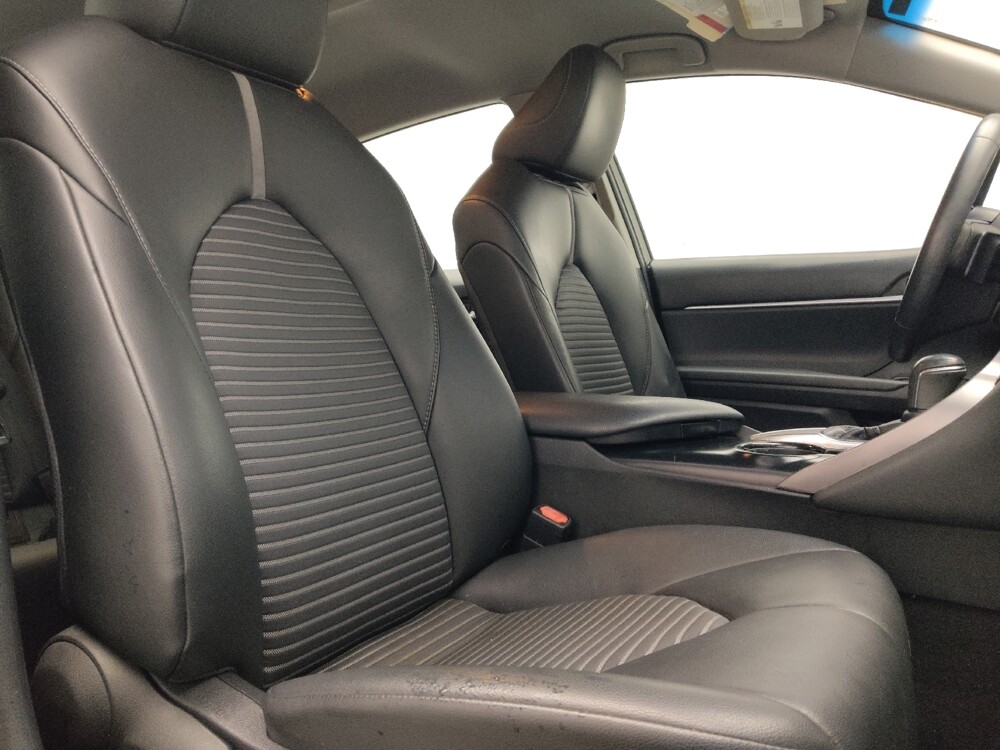 2018 Toyota Camry in Jackson, MS 39211 - 18127887 21