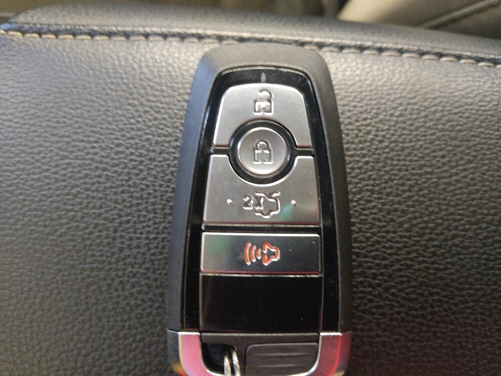 2018 Ford Fusion in Marietta, GA 30062 - 18127893 32