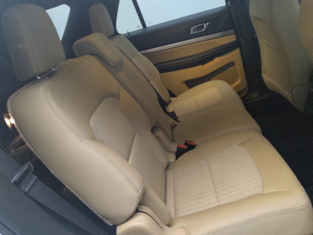 2017 Ford Explorer in Chattanooga, TN 37421 - 18127895 19