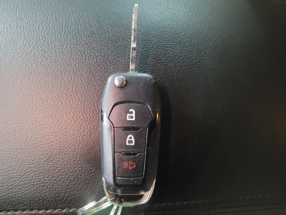 2017 Ford Explorer in Chattanooga, TN 37421 - 18127895 32