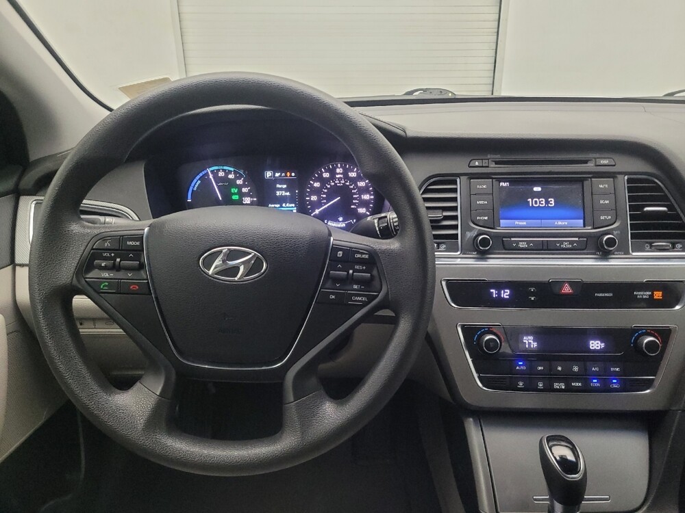 2016 Hyundai Sonata in Columbus, GA 31909 - 18127916 22