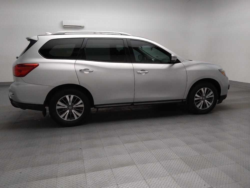 2020 Nissan Pathfinder in San Antonio, TX 78238 - 18127923 10