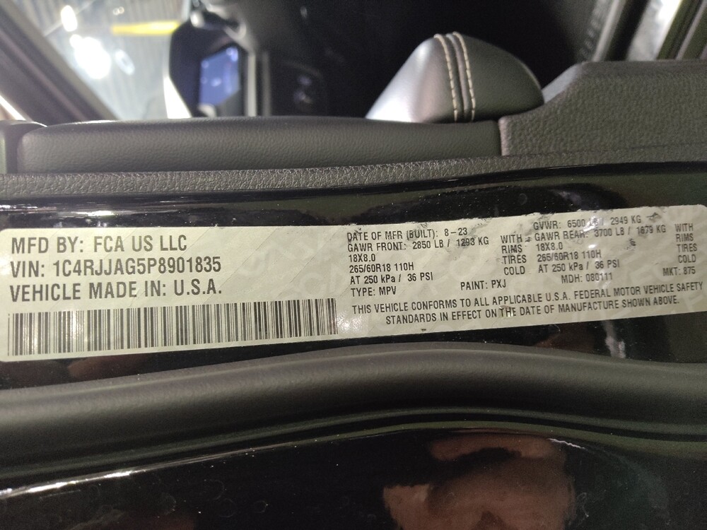 2023 Jeep Grand Cherokee L in Live Oak, TX 78233 - 18127931 33