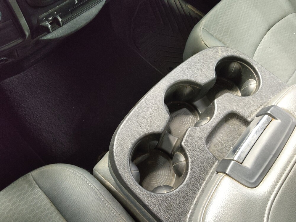 2015 RAM 1500 in Live Oak, TX 78233 - 18127939 26